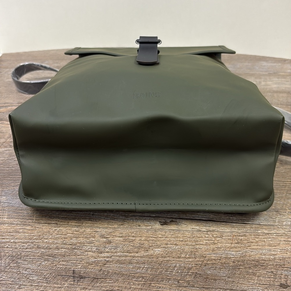 SOLD IN STORE NEW Rains RUCKSACK Backpack - Picture 5 of 9